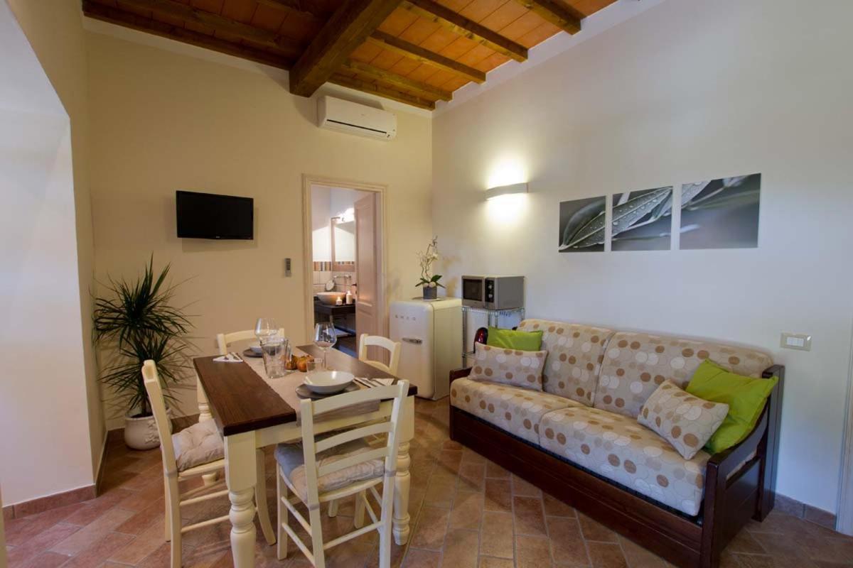 Il Bottaccio Casa Di Campagna Venturina Terme Dış mekan fotoğraf